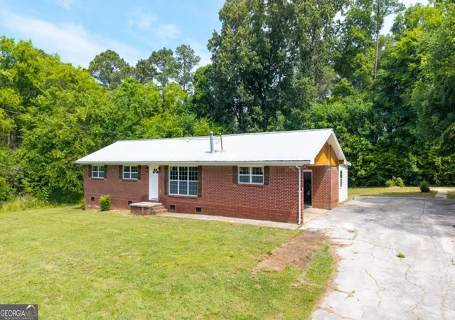 1st image of 185 Blackwood Pl Se, Calhoun, GA 30701 | MLS# 10776586