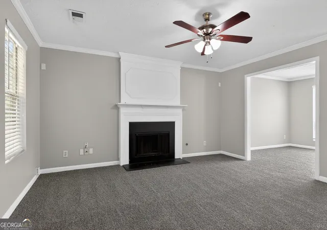 Photo 4 of Sale Pending at 1121 Huntington Pl Cir, Lithonia, GA 30058 | MLS# 10779705 | Listing updated on 2026-10-08