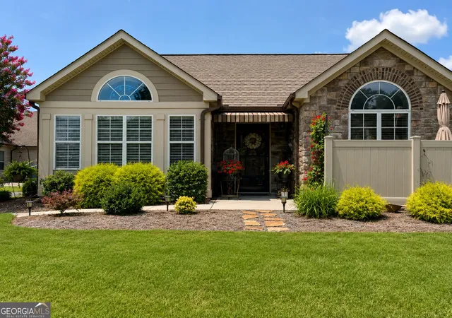 1st image of 1663 Sedgefield Dr, Ooltewah, TN 37363 | MLS# 10826616