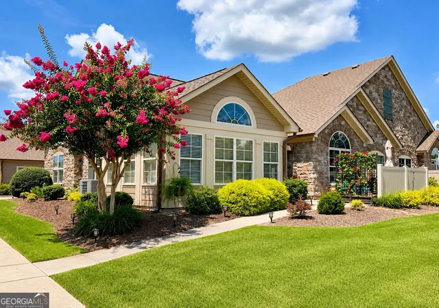 Photo 3 of Condo for sale at 1663 Sedgefield Dr, Ooltewah, TN 37363 | MLS# 10826616 | Listing updated on 2026-09-24