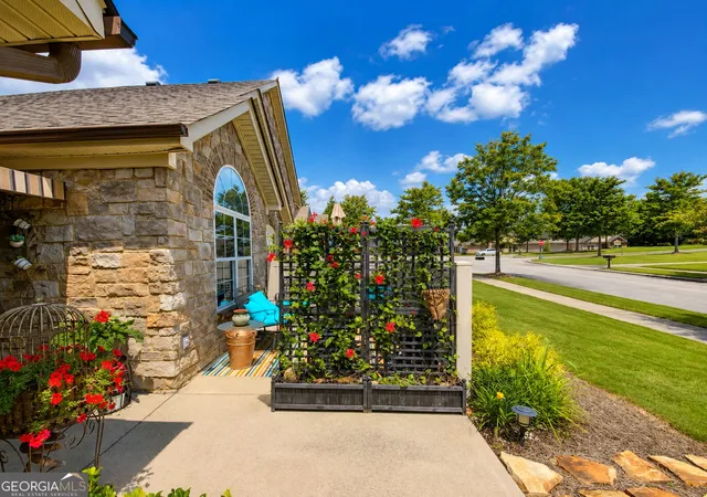 Photo 4 of Condo for sale at 1663 Sedgefield Dr, Ooltewah, TN 37363 | MLS# 10826616 | Listing updated on 2026-10-08