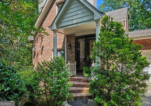 4th image of 6415 River Chase Cir, Sandy Springs, GA 30328 | MLS# 10817288