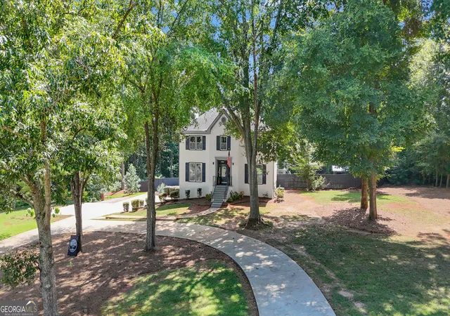 Photo 3 of Sale Pending at 145 Rosemont Tr, Fayetteville, GA 30215 | MLS# 10829215 | Listing updated on 2026-08-28