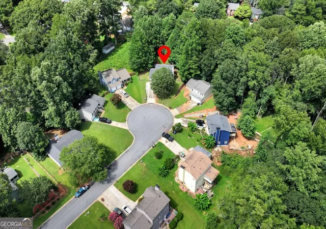 Photo 3 of Single family home for sale at 556 Sunfield Dr Nw, Lilburn, GA 30047 | MLS# 10812731 | Listing updated on 2026-09-30