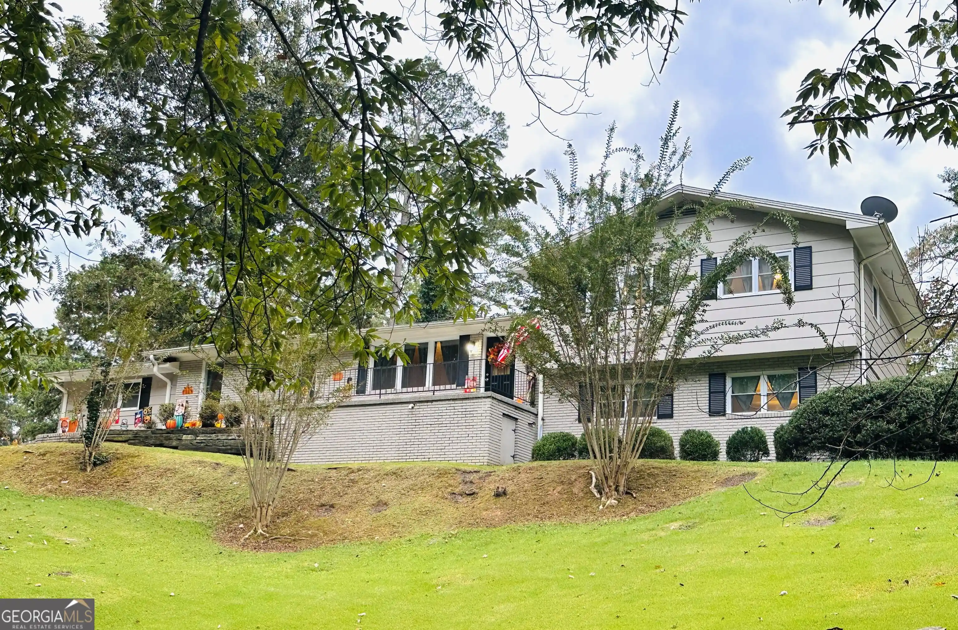 Photo 1 of Single family home for sale at 57 Elm Dr, Toccoa, GA 30577 | MLS# 10870934 | Listing updated on 2026-10-24