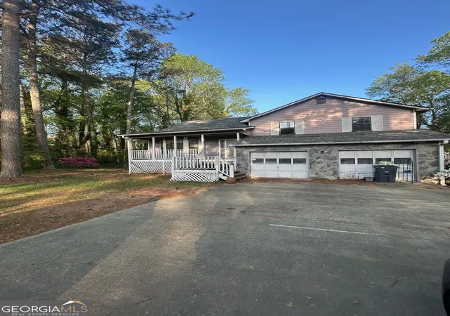 Homes for sale in Riverdale, GA | 6295 Camp Rd, Riverdale, GA 30296 | MLS# 10780557