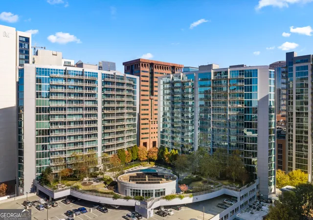 2nd image of 44 Peachtree Pl Nw, Atlanta, GA 30309