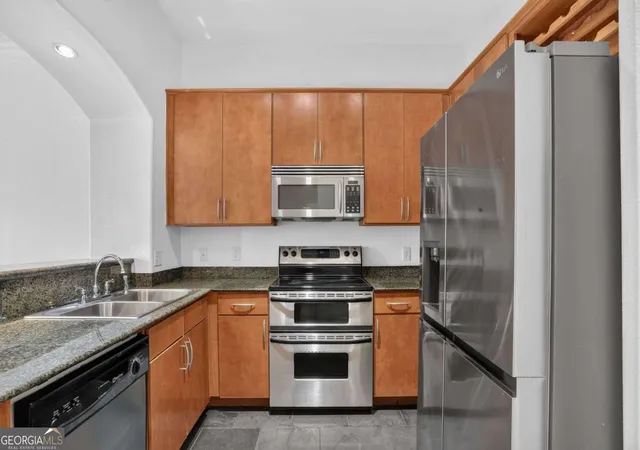 Photo 2 of Condo for sale at 3445 Stratford Rd Ne #2306, Atlanta, GA 30326 | MLS# 10807076 | Listing updated on 2026-09-04