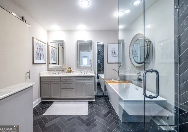 Photo 3 of Condo for sale at 50 Biscayne Dr #3111, Atlanta, GA 30309 | MLS# 10833964 | Listing updated on 2026-09-10