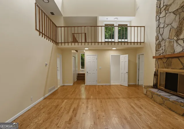 Photo 3 of Single family home for sale at 370 Darren Dr, Fayetteville, GA 30215 | MLS# 10779825 | Listing updated on 2026-08-02