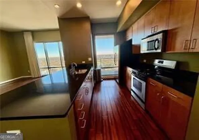 4th image of 565 Peachtree St Ne #1811, Atlanta, GA 30308 | MLS# 10807505
