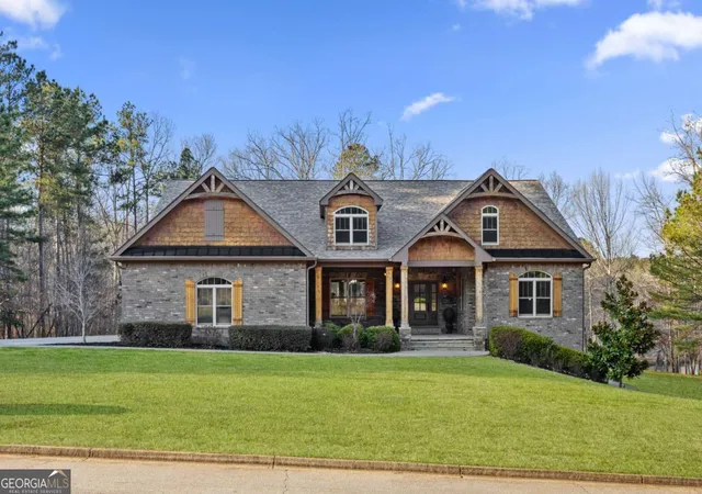 Photo 3 of Single family home for sale at 407 Saint Regis Dr, Oxford, GA 30054 | MLS# 10809624 | Listing updated on 2026-09-02