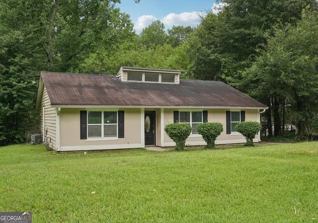 Homes for sale in Fairburn, GA | 7335 Connell Rd, Fairburn, GA 30213 | MLS# 10795906