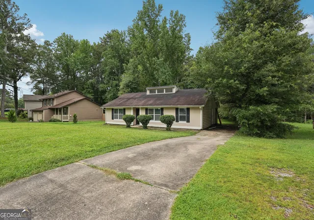 Homes for sale in Fairburn, GA | 7335 Connell Rd, Fairburn, GA 30213 | MLS# 10795906