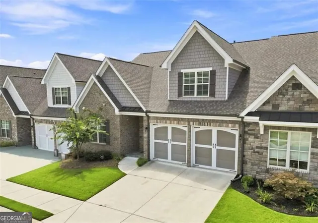 Photo 2 of Condo for sale at 5660 Ansley Ridge Ln #81, Suwanee, GA 30024 | MLS# 10828577 | Listing updated on 2026-09-02
