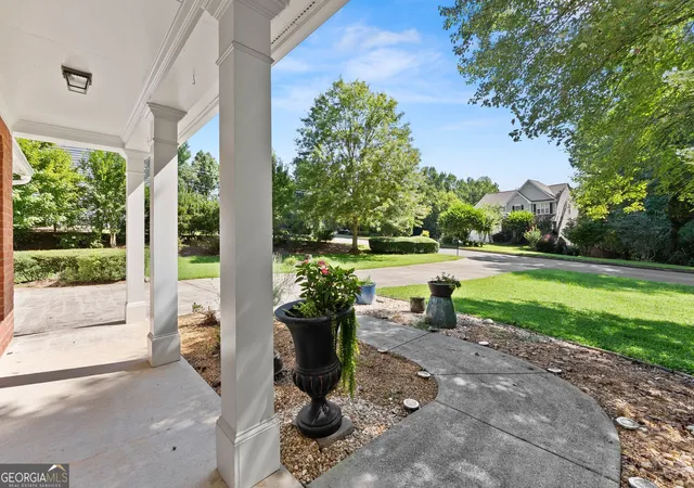 Photo 3 of Single family home for sale at 5620 Millstone Dr, Cumming, GA 30028 | MLS# 10829604 | Listing updated on 2026-09-03