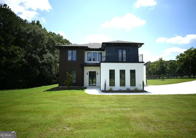 Photo 2 of Single family home for sale at 3295 Kelly Glen Ct, Dacula, GA 30019 | MLS# 10828549 | Listing updated on 2026-09-02