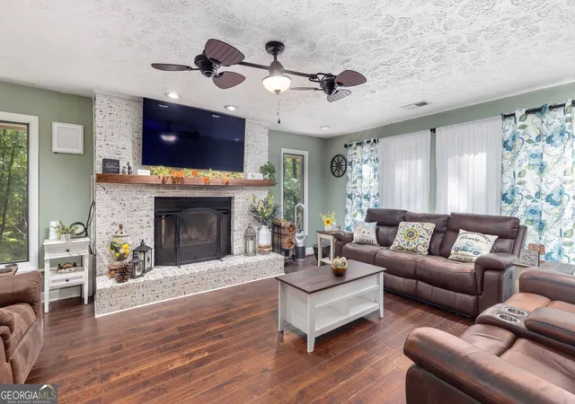Photo 3 of Sale Pending at 1011 Mountain Hill Rd, Fortson, GA 31808 | MLS# 10825777 | Listing updated on 2026-08-30