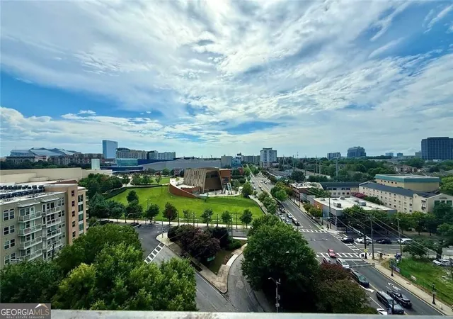 Listing Photo 4 - Condo for sale in building located at 115 W Peachtree Pl Nw, Atlanta, GA 30313 - Unit #509