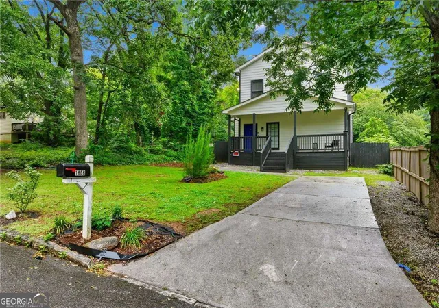 2nd image of 1806 Charleston Ave Se, Atlanta, GA 30315 | MLS# 10788971