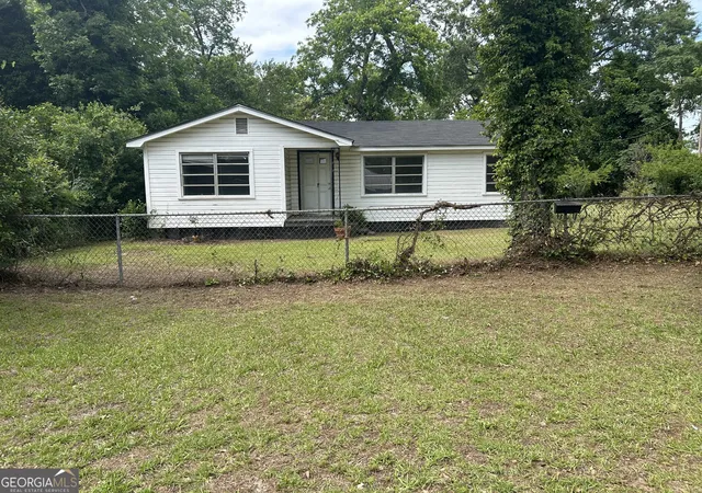 Homes for sale in Cordele, GA | 710 W 17th Ave, Cordele, GA 31015 | MLS# 10681371