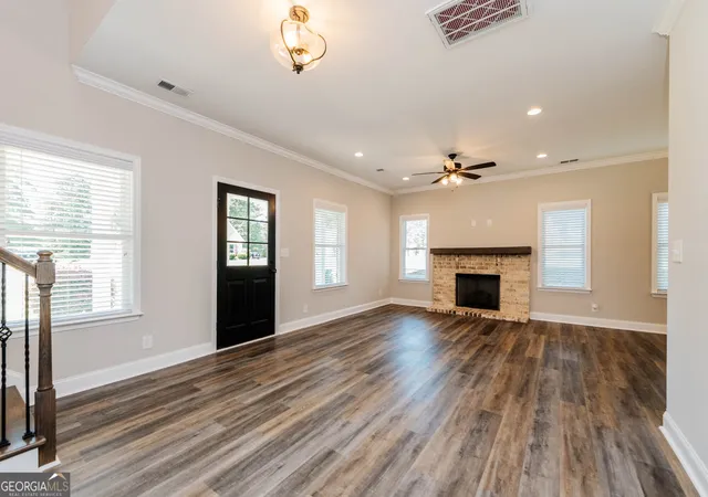 Photo 4 of Sale Pending at 317 Willow Cove Ct, Lizella, GA 31052 | MLS# 10824412 | Listing updated on 2026-09-16