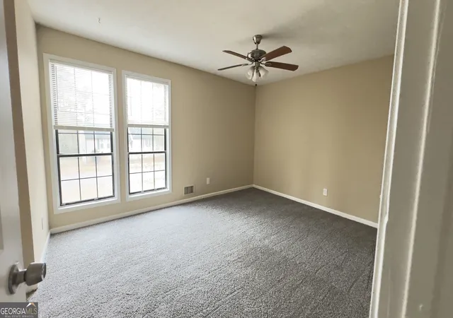 Photo 4 of Sale Pending at 1039 Nimblewood Wy, Stone Mountain, GA 30088 | MLS# 10657420 | Listing updated on 2026-08-25