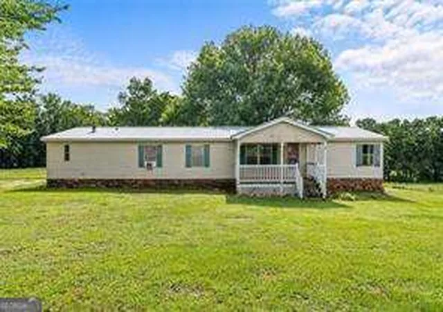 Homes for sale in Waco, GA | 40 Clackum Dr, Waco, GA 30182 | MLS# 10790388