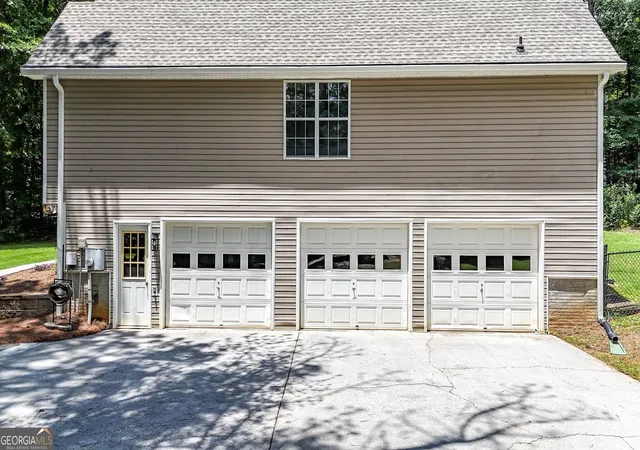 3rd image of 24 Walnut Ln Ne, Cartersville, GA 30121 | MLS# 10782520