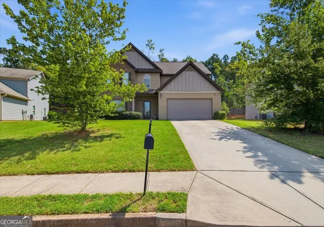 Photo 3 of Single family home for sale at 1126 Paramount Dr, Mcdonough, GA 30253 | MLS# 10833254 | Listing updated on 2026-09-17