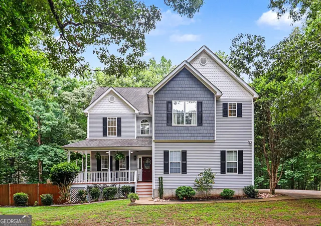 Photo 2 of Single family home for sale at 220 Brittain Wy, Newnan, GA 30263 | MLS# 10771105 | Listing updated on 2026-08-22