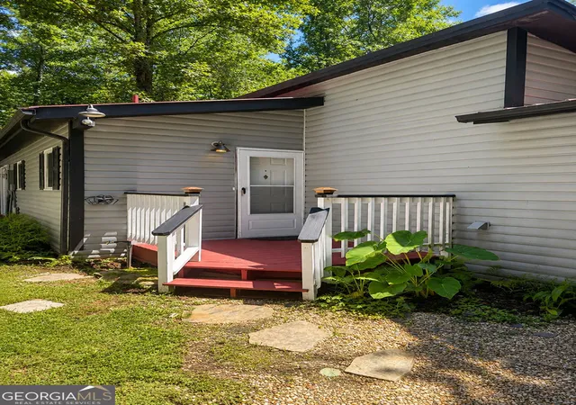 3rd image of 2261 Paradise Valley Rd, Cleveland, GA 30528 | MLS# 10812502