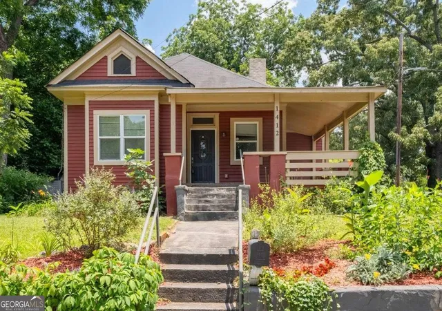 2nd image of 1412 Everhart St Sw, Atlanta, GA 30310 | MLS# 10794282