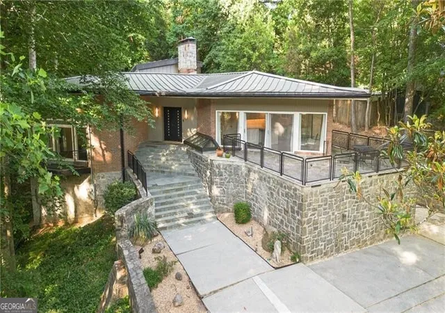 Photo 1 of Single family home for sale at 770 Kings Way Nw, Atlanta, GA 30327 | MLS# 10769213 | Listing updated on 2026-06-25