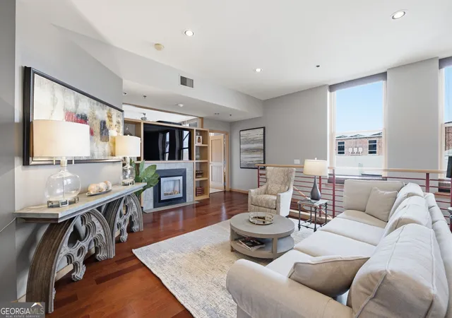 1st image of 1433 Williams St #1C, Chattanooga, TN 37408 | MLS# 10827313