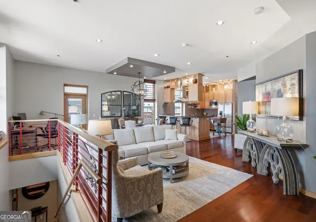 Photo 2 of Condo for sale at 1433 Williams St #1C, Chattanooga, TN 37408 | MLS# 10827313 | Listing updated on 2026-10-08