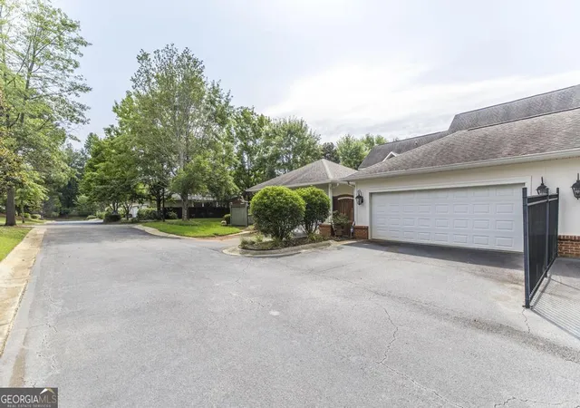 38th image of 856 Tufthunter, Macon, GA 31210 | MLS# 10797571