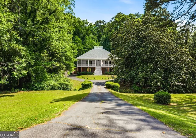 Photo 2 of Single family home for sale at 479 S Hillcrest Dr, Marietta, GA 30064 | MLS# 10765522 | Listing updated on 2026-08-27