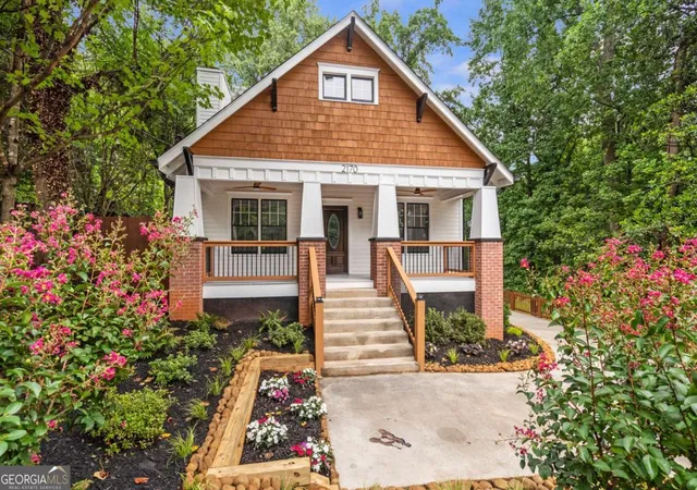 1st image of 2170 Memorial Dr Se, Atlanta, GA 30317 | MLS# 10816084
