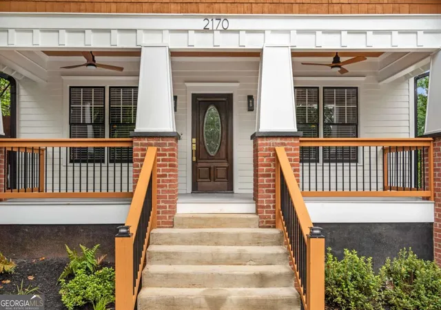 Photo 3 of Single family home for sale at 2170 Memorial Dr Se, Atlanta, GA 30317 | MLS# 10816084 | Listing updated on 2026-09-22