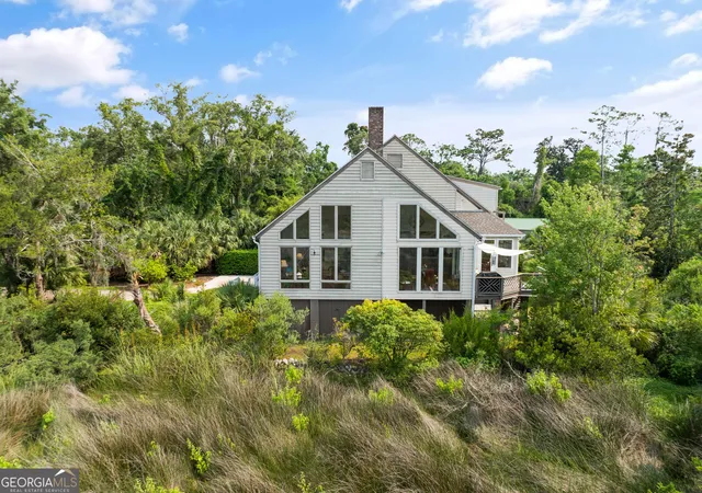 Photo 3 of Single family home for sale at 207 Military Rd, Saint Simons Island, GA 31522 | MLS# 10812414 | Listing updated on 2026-08-07