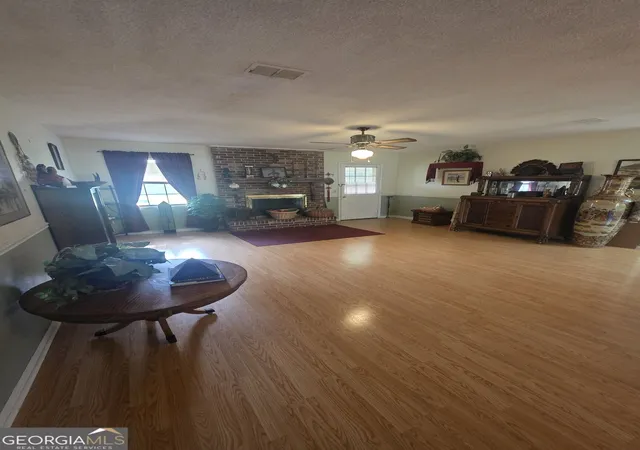 4th image of 227 Colonial Dr, Baxley, GA 31513 | MLS# 10826199
