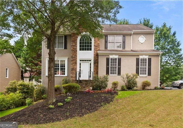 Photo 1 of Single family home for sale at 4000 Weatherford Cir, Alpharetta, GA 30009 | MLS# 10792299 | Listing updated on 2026-07-05