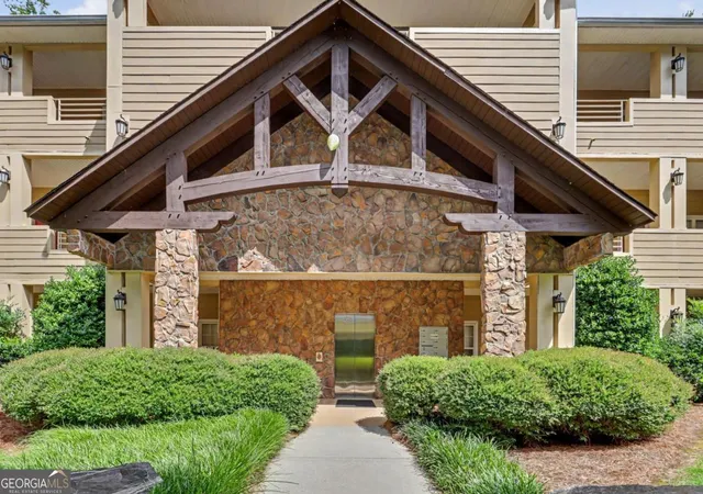 2nd image of 112 Gleneagle Ct #303, Clayton, GA 30525 | MLS# 10811186