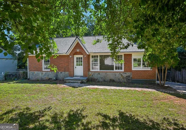 Photo 2 of Single family home for sale at 523 Ashburton Ave, Decatur, GA 30032 | MLS# 10783637 | Listing updated on 2026-10-04