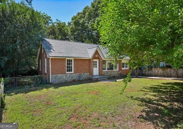Photo 3 of Single family home for sale at 523 Ashburton Ave, Decatur, GA 30032 | MLS# 10783637 | Listing updated on 2026-10-04