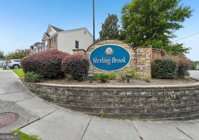 Photo 4 of Townhouse for sale at 5326 Langston Rd, Norcross, GA 30071 | MLS# 10810677 | Listing updated on 2026-09-17