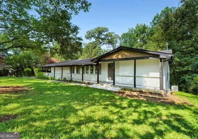 Photo 1 of Sale Pending at 5317 Kings Hwy, Douglasville, GA 30135 | MLS# 10800914 | Listing updated on 2026-09-09