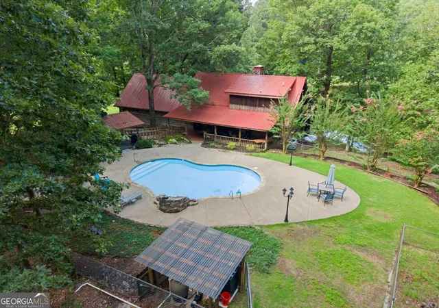 Photo 3 of Single family home for sale at 140 J R Rd Ne, Cartersville, GA 30121 | MLS# 10825365 | Listing updated on 2026-09-04
