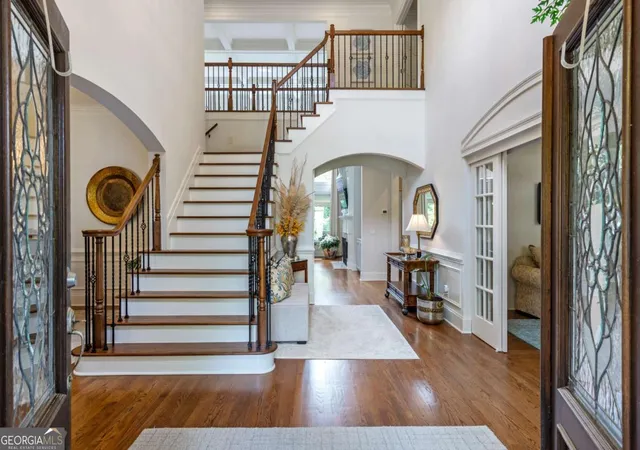 Photo 4 of Single family home for sale at 805 Lake Mist Cvs, Alpharetta, GA 30004 | MLS# 10764780 | Listing updated on 2026-05-28